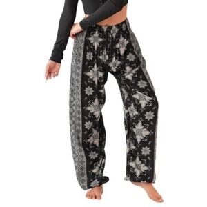 NWOT Lotus and Luna Black and Gray Floral Pants